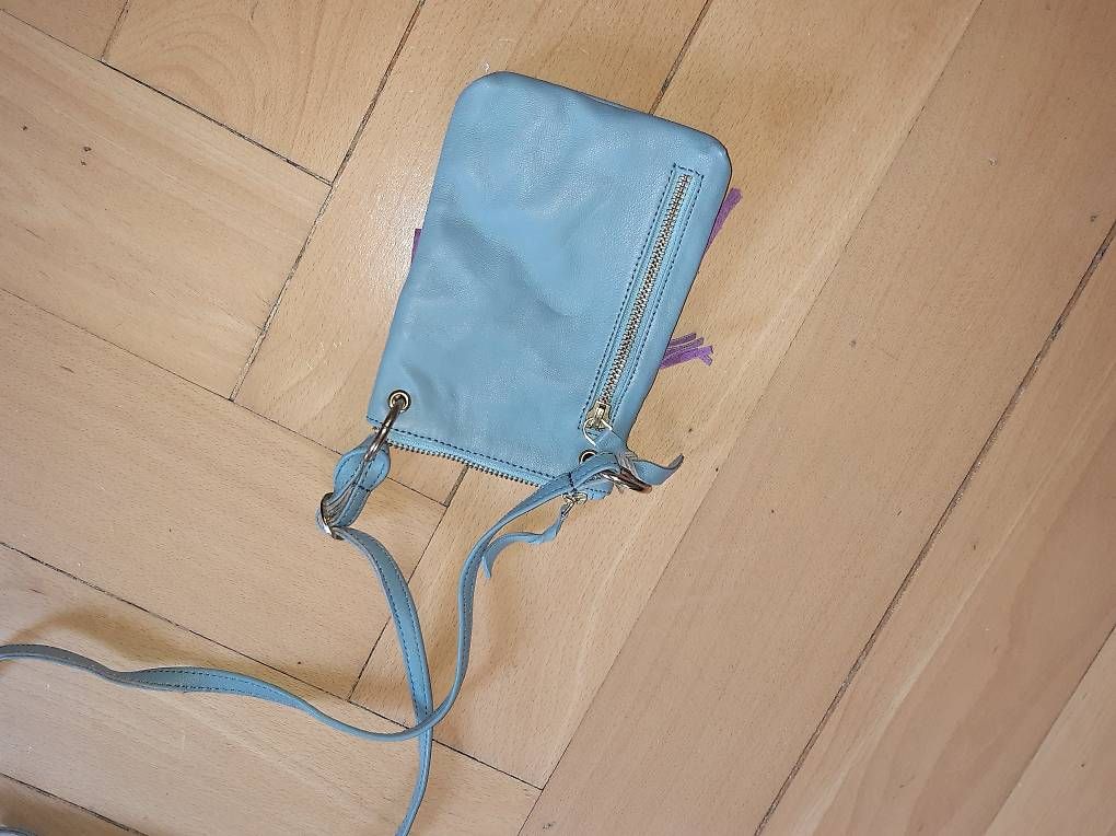 Taschen für Damen: Kleine Ledertasche grau (neu) – Gebraucht aus Bern von Loupi88 1