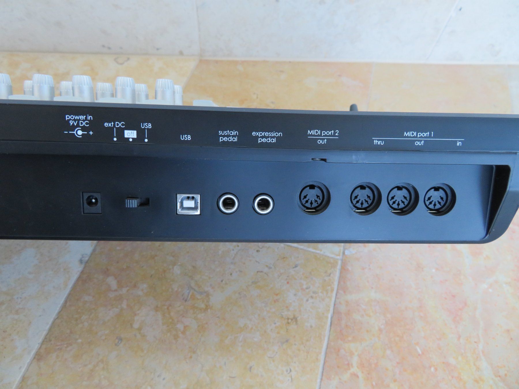 Novation Console di mixaggio: Novation 61SL MkII Midikeyboard – Usato da Reinach BL venduto da WBZ-Flohmarkt 5