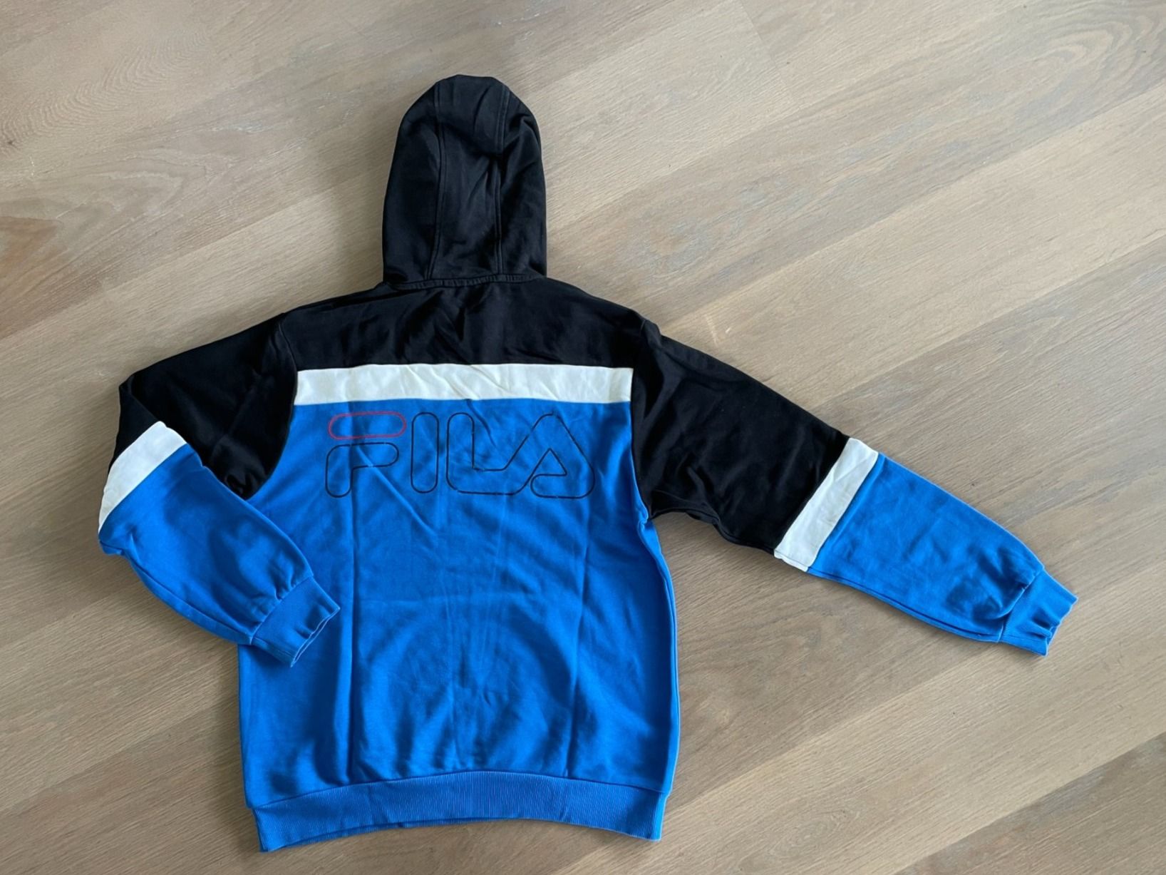 Fila Pullover & Sweatshirts: Kapuzenpullover, FILA, Gr. M – Gebraucht aus Rüschlikon von user999 3