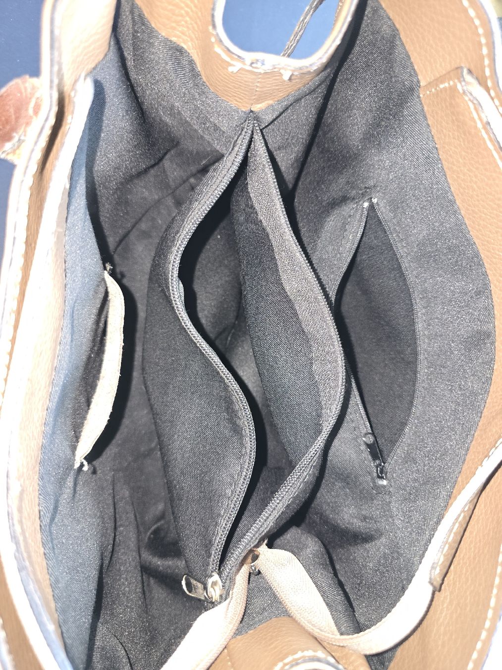 Borse da donna: Handtasche Leder taupe – Usato da Oberweningen venduto da tigerwutz 6