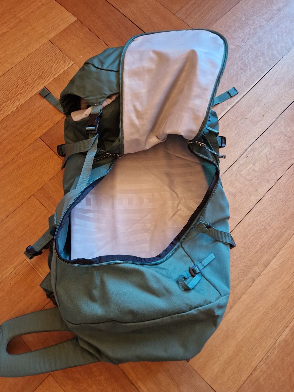 Rucksäcke: Bach Daydream 35 Regular Size – Gebraucht aus Zürich von berg12o 5