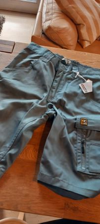 KC Sommer Arbeitsshorts, neu mit Etikett, Grösse 48