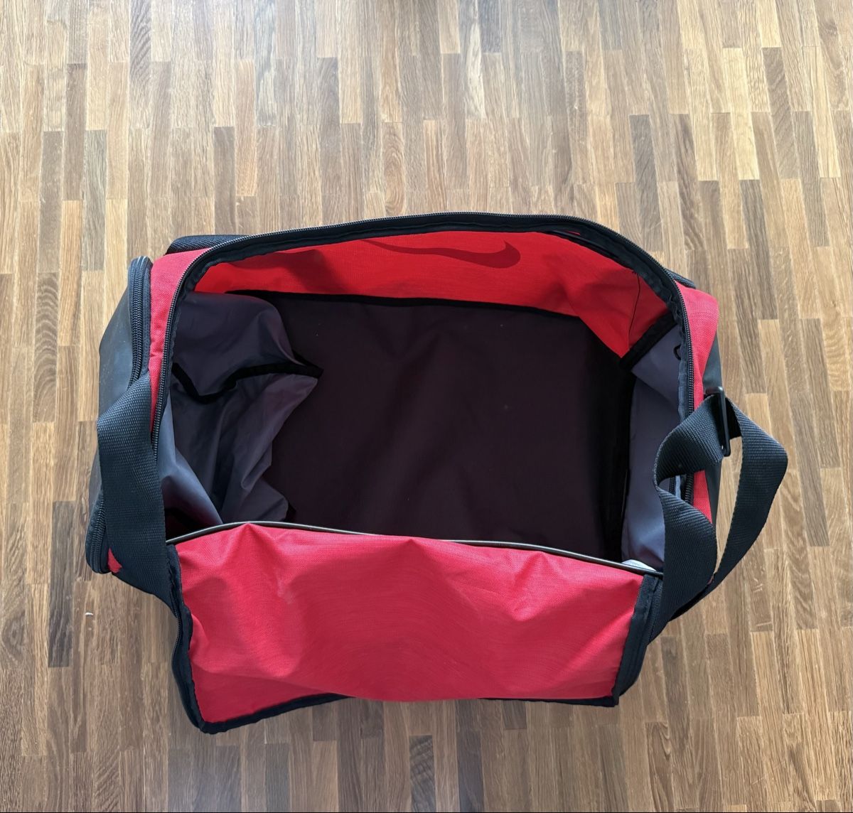 Nike Borse: Sports bag like new – Nuovo (secondo la descrizione) da Zürich venduto da lar_8826 3