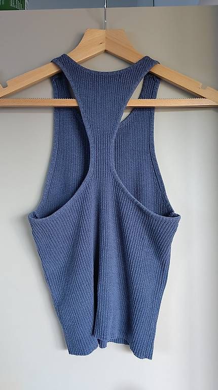 Top: Pull&Bear kurzes Trägertop Gr. M – Usato da Solothurn venduto da Claudiaf11 1