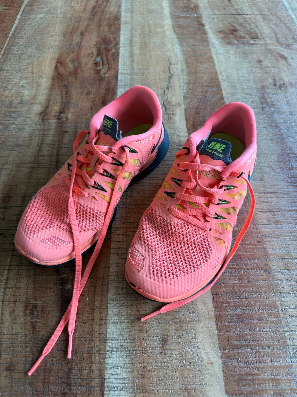 Nike Scarpe da donna: Sportschuhe – Usato da Rain venduto da Trusso