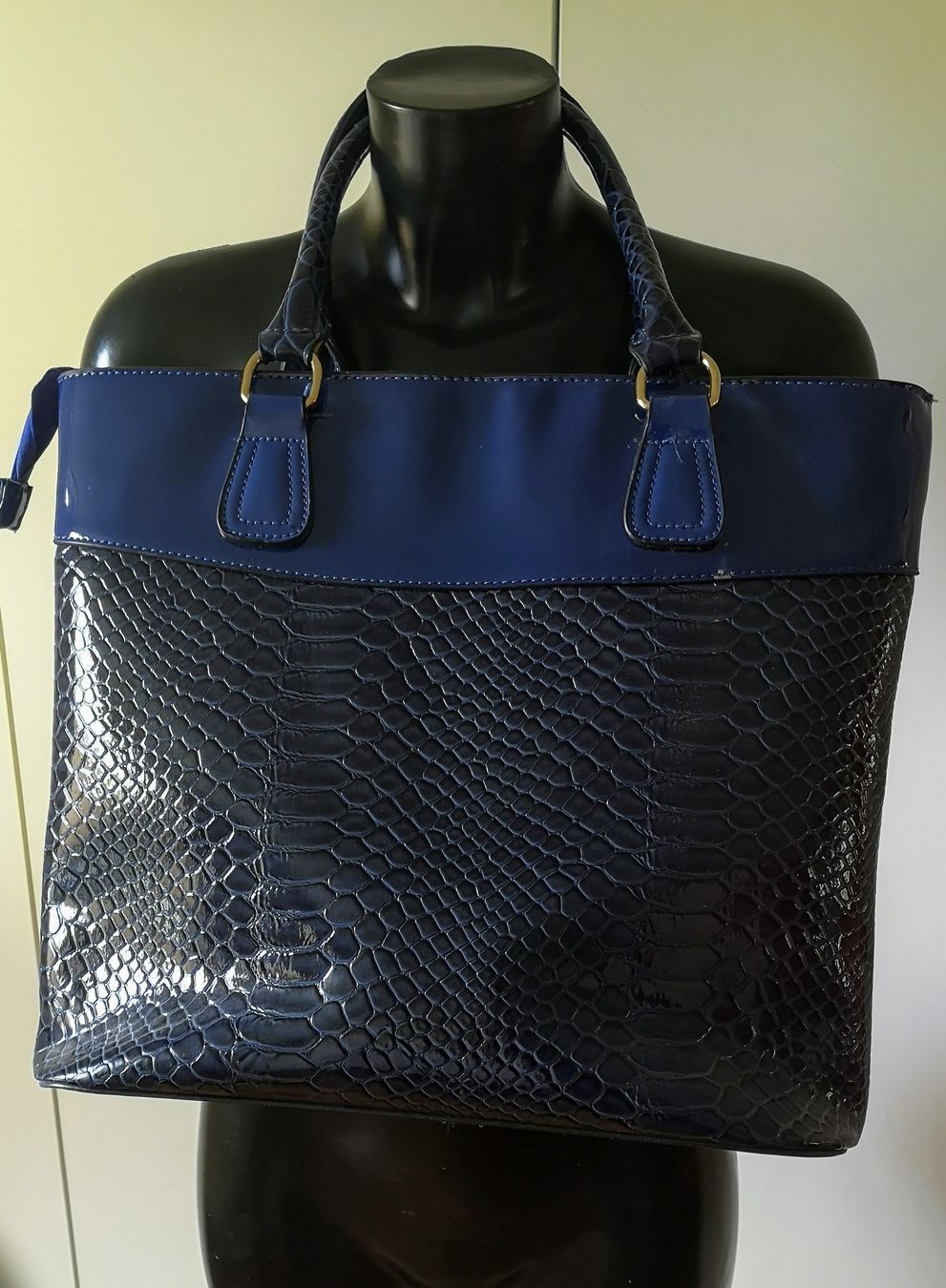Borse da donna: 2 tolle Taschen NEU  – Nuovo e nell'imballaggio originale da Widnau venduto da Schurlibua 5