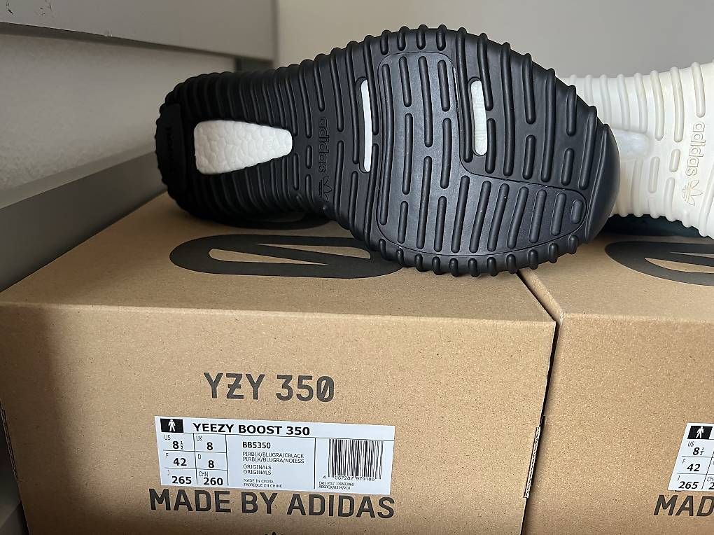 Herrenschuhe: Yeezy 350 neuve avec facture 42 – Gebraucht aus Préverenges von Baklaw 2