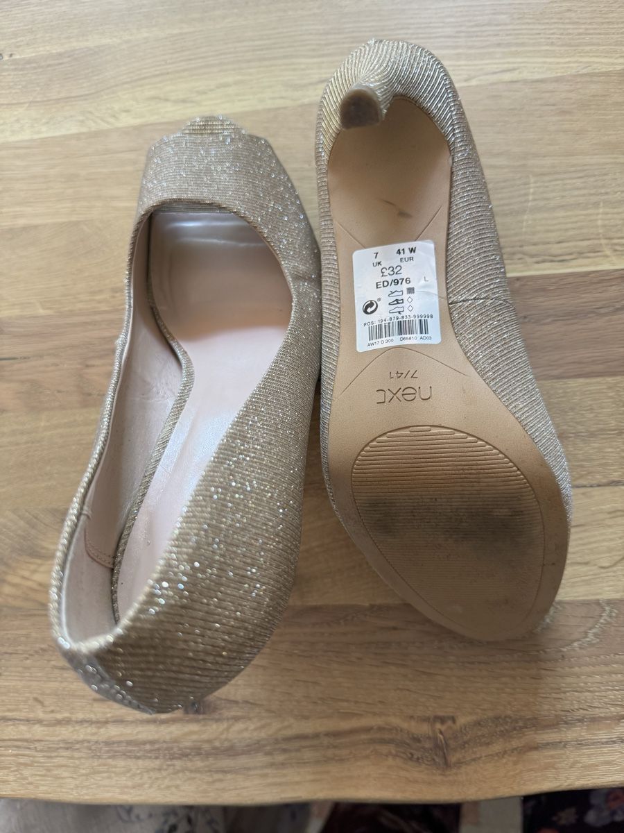 Next Scarpe da donna: NEXT Schuhe – Nuovo (secondo la descrizione) da Mühlethurnen venduto da Indriukas 1