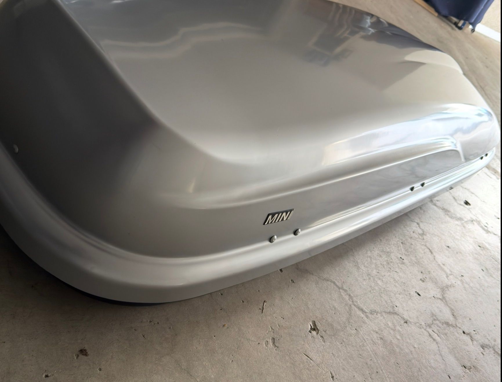 Coffres de toit: Dachbox Mini Original , Thule ähnlich – D'occasion à Buttikon SZ par All4yours 2