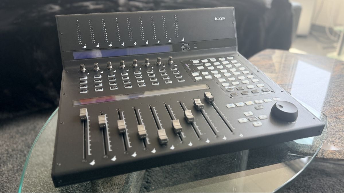 Icon Mischpulte: ICON Pro Audio QCon Pro X – Gebraucht aus Uitikon Waldegg von AndersWohoo