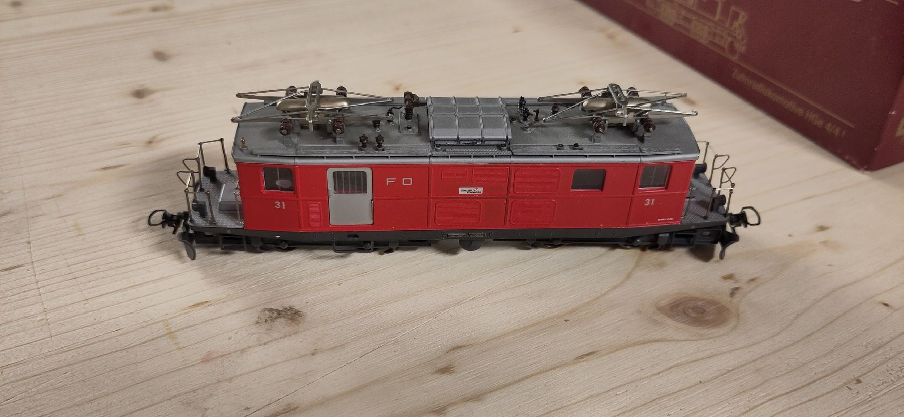 Bemo Modellini di ferrovie: Bemo HGe 4/4 FO Glacier Express 31 – Usato da Liebefeld venduto da robi15blue 5