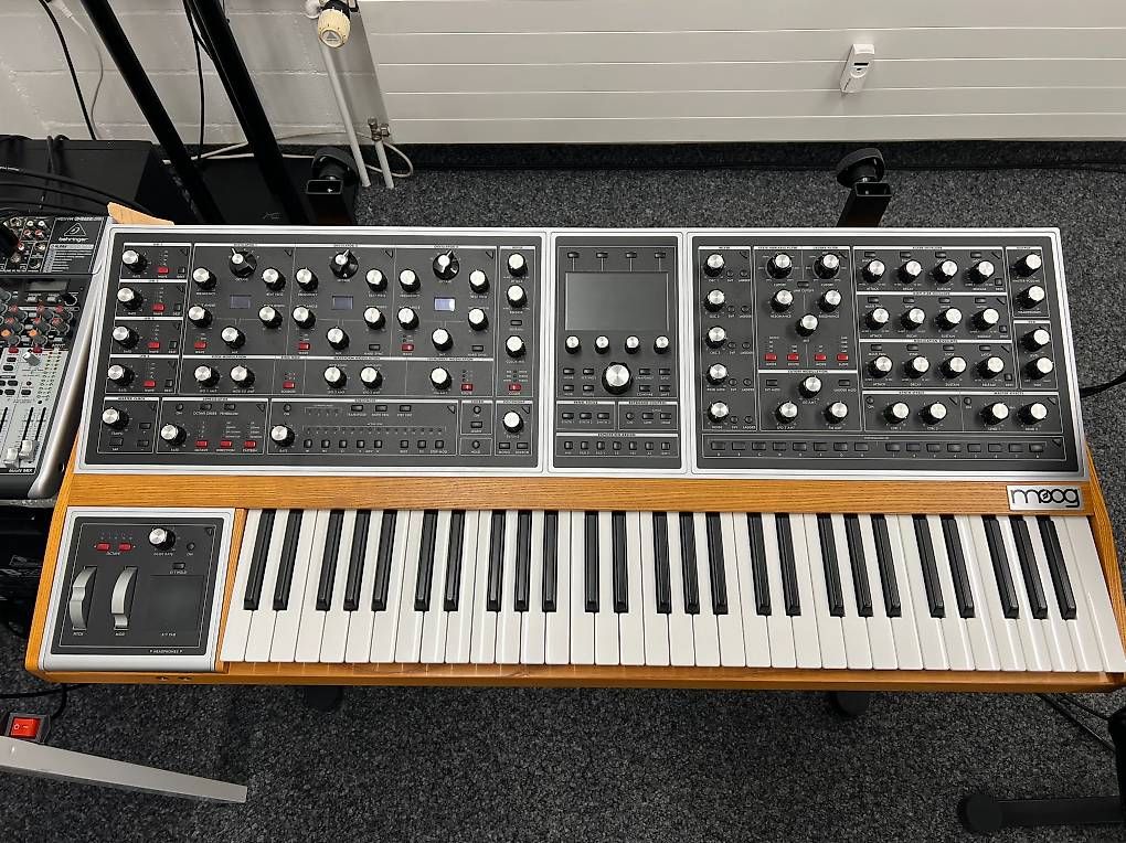 Moog Instruments de musique: MOOG One 8-Voice – D'occasion à Langenthal par Walch
