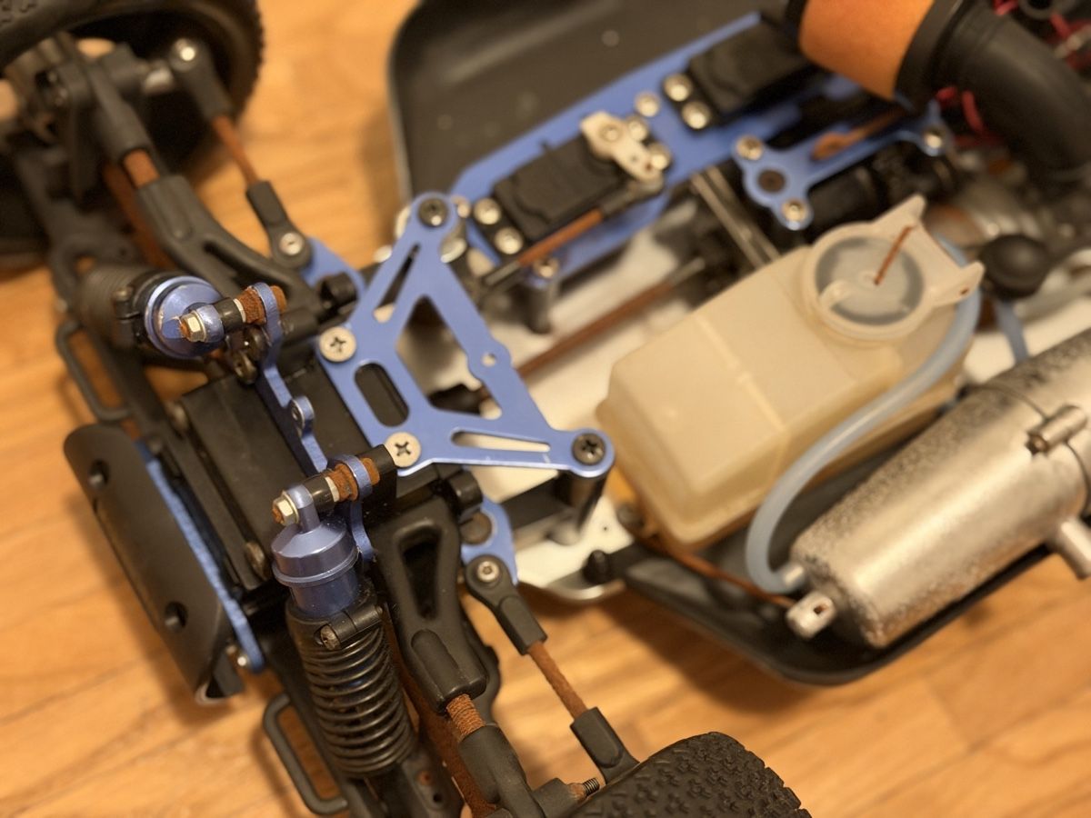 Reely Modellismo RC: RC Nitro Buggy 1:8 Offroad – Usato da Zürich venduto da Gadgets2020 5