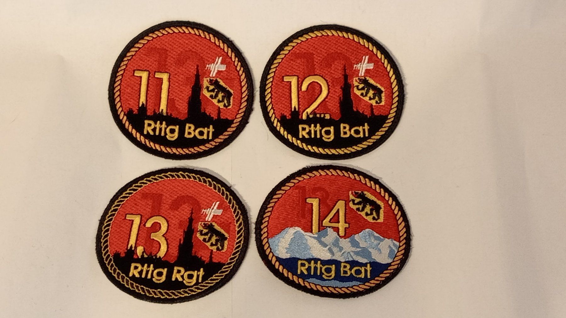 Schweizer Armee Placchette & Badge: Bataillons-Abzeichen – Nuovo (secondo la descrizione) da Büttikon AG venduto da bae_98h5