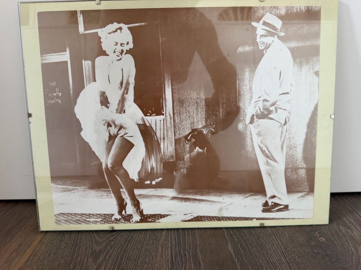 Poster & Bilder: Marilyn Monroe – Gebraucht aus Wettswil von Timgstaad 1