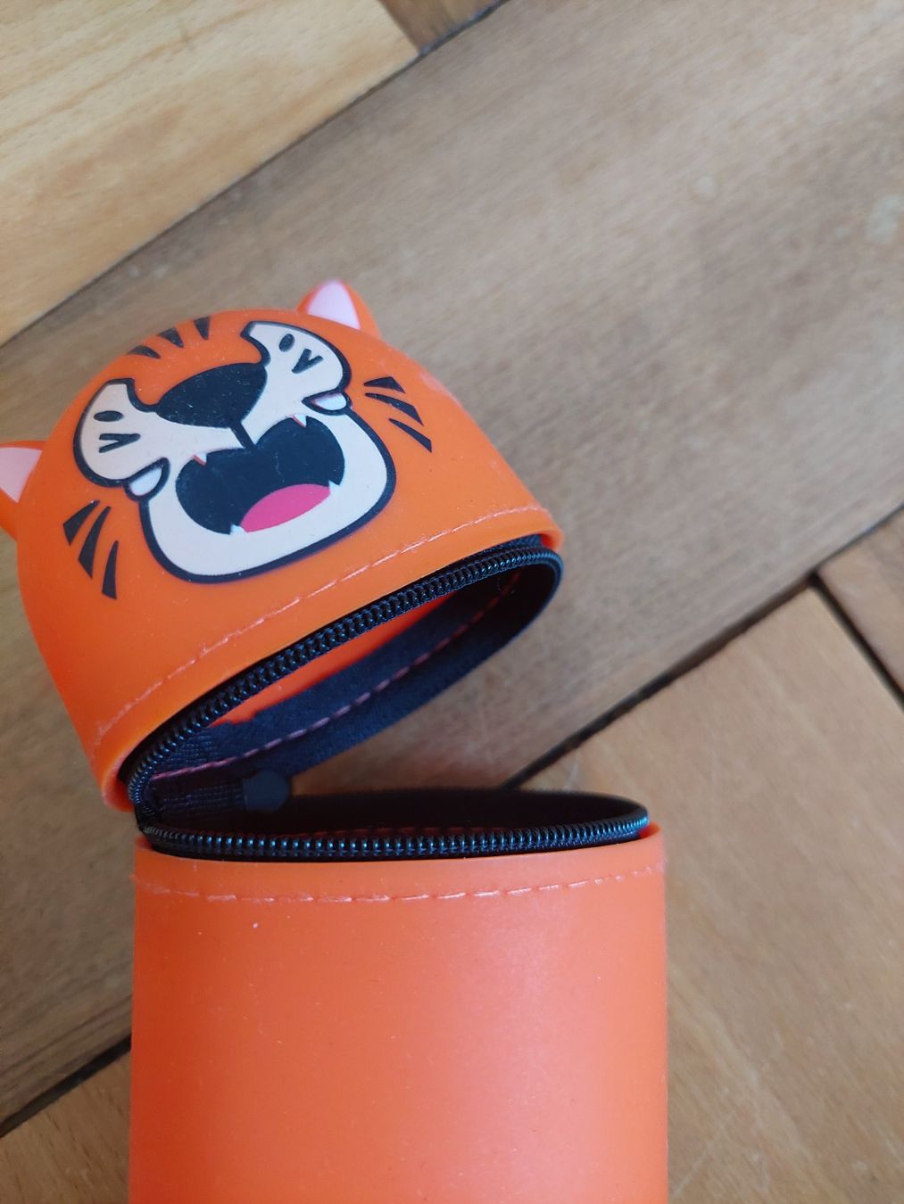 Autres écriture & dessin: Tiger-Stifte-Box Orange – D'occasion à Beckenried par Havacola 3