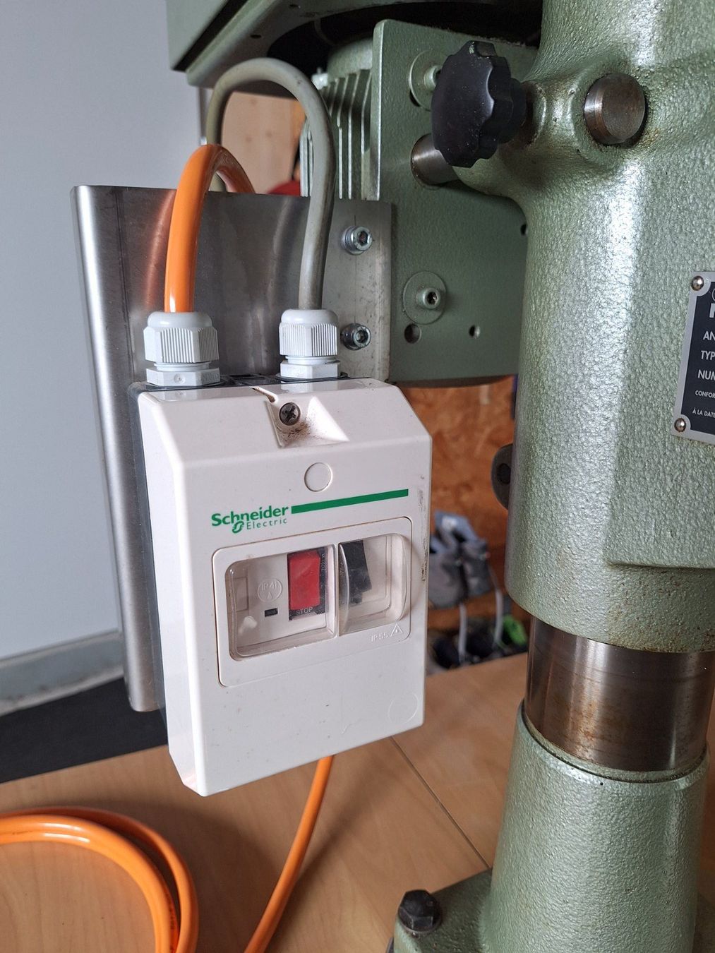 Trapani: Tischbohrmaschine  Cincinnati  PE 10 – Usato da Rohrbach venduto da werda12 6