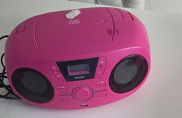 Radio CD portable rose - Idéal pour l'été et la plage!