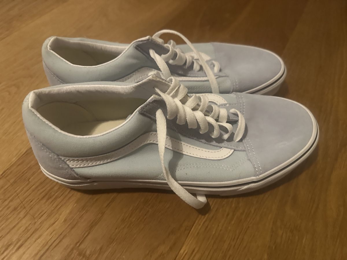 Vans Scarpe da uomo: Vans Old Skool Sneaker, hellblau, Top Zustand, Grösse 41 EU – Nuovo (secondo la descrizione) da Rubigen venduto da Juny_19 2