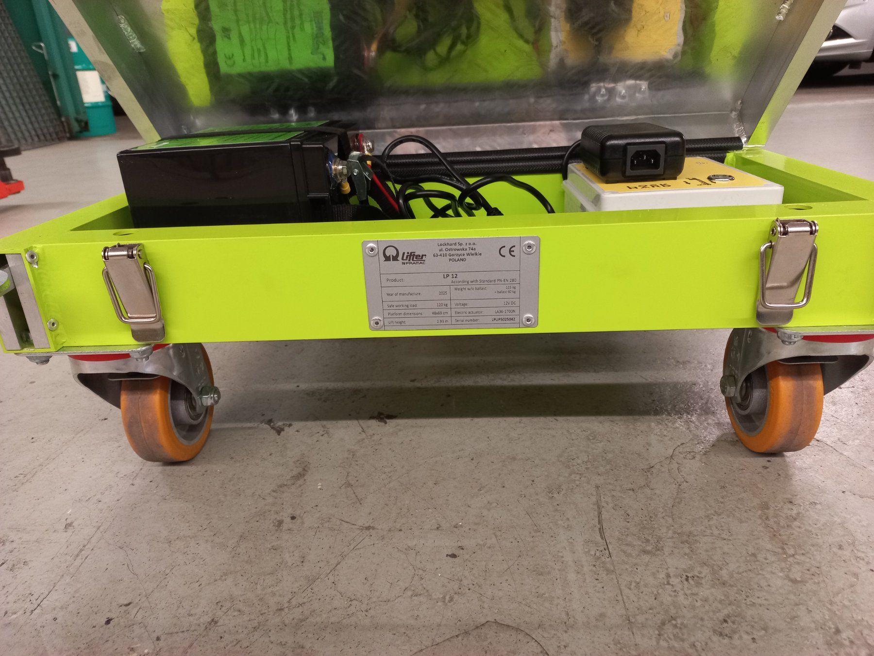Piattaforme elevatrici & Crick: Pramac LP 12 Personenlift – Usato da Frasnacht venduto da martin.schlaepfer 6