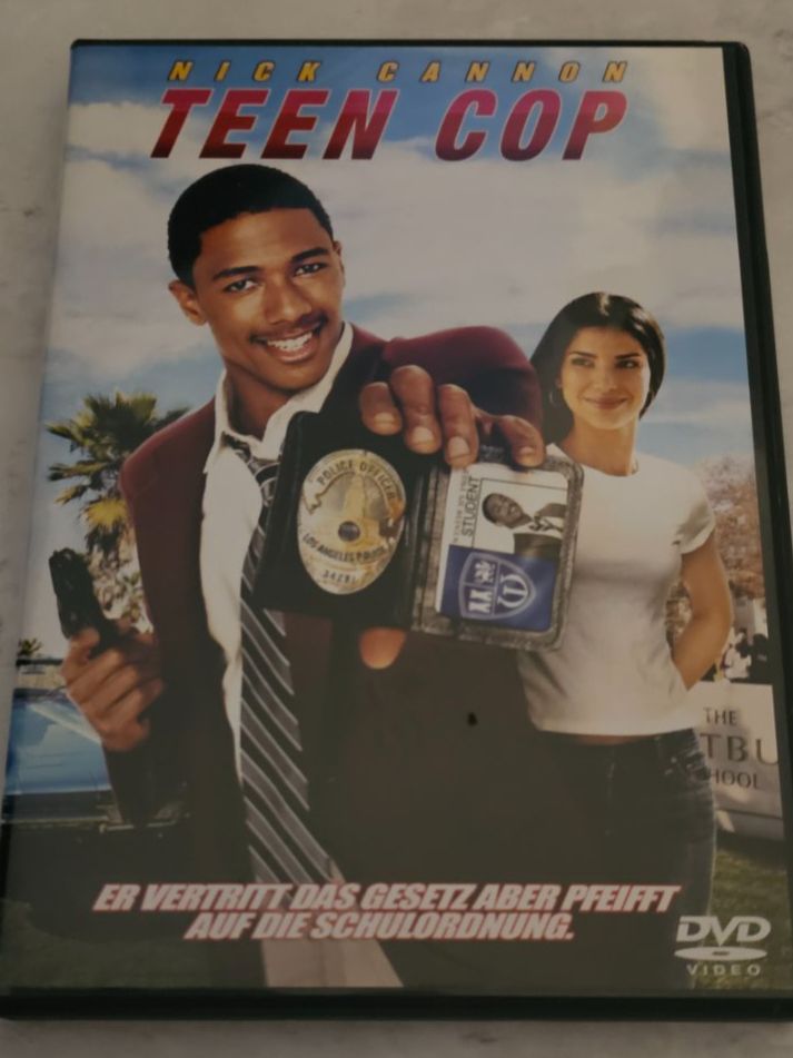 Tous les DVDs: TEEN COP/ DVD – D'occasion à Geuensee par jes_9xyk