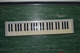 Midi Keyboard Controller Roland PC-100