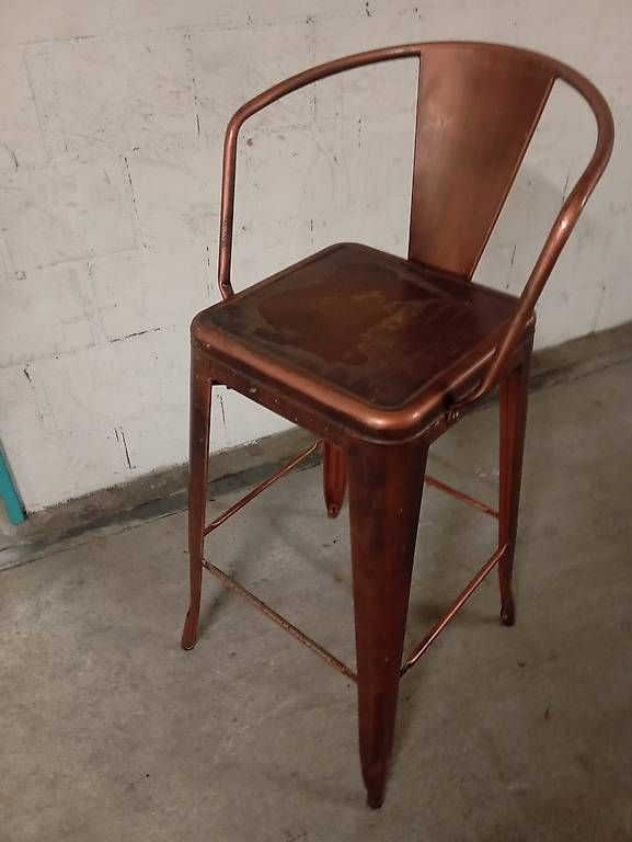 Tabourets: Barhocker Metall kupferfarben gebraucht – D'occasion à Basel par Petergunn