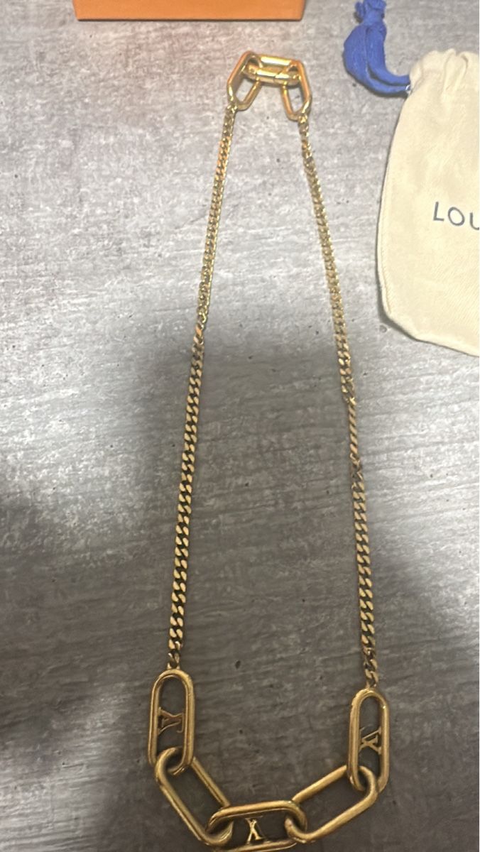 Catenine: Louis Vuitton Kette, Goldfarbe – Usato da Frauenfeld venduto da 1PegPeg1 1