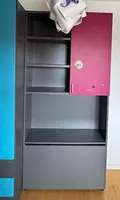 Bibliothèque enfant/ado - gris & framboise