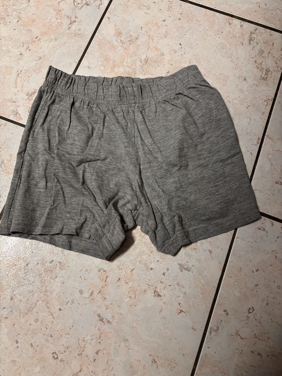 Lupilu Pyjamas: Pyjama confortable pour 6 ans  – D'occasion à Denges par val_j8w7