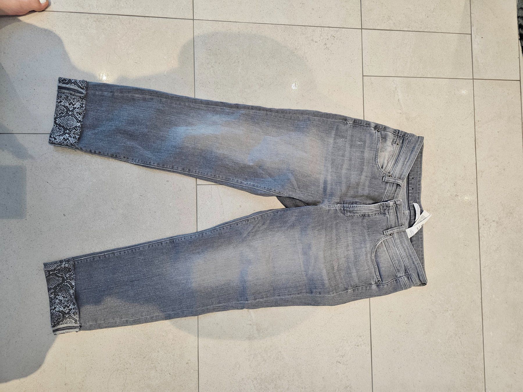 Cambio Jeans: Cambio Jeans 44 – Nuovo (secondo la descrizione) da Berg TG venduto da lisboa.sky