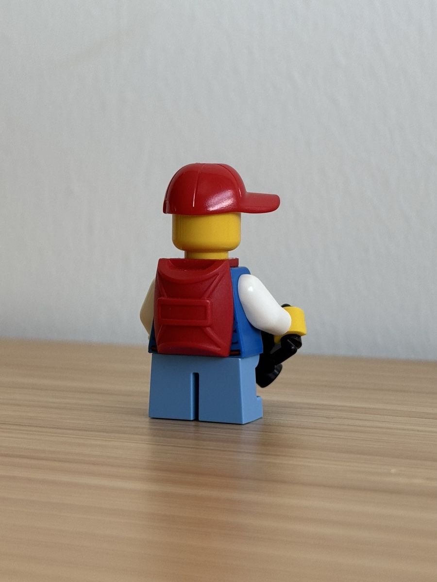 Lego Statuette: Lego Minifigur Junge Nr. 1 – Nuovo (secondo la descrizione) da Neuhausen am Rheinfall venduto da Laghi 1