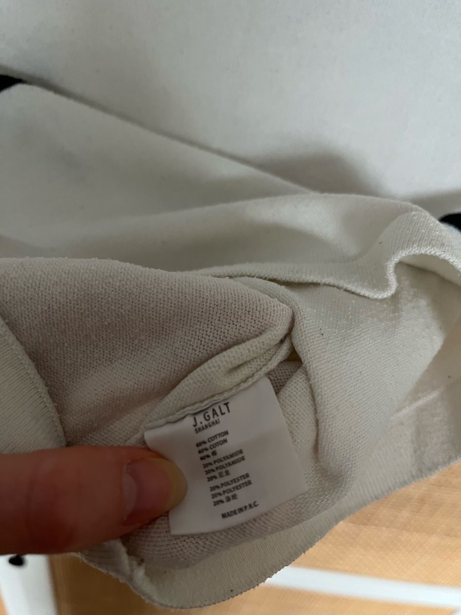 Brandy Melville T-Shirts: Kurzes Brandy Melville tshirt – Gebraucht aus Zürich von lou_q5l7 2