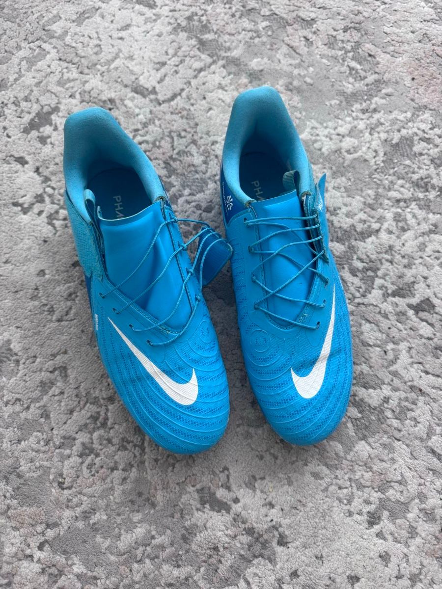 Nike Scarpe da uomo: Fussballschuhe Nike Phantom 40 – Usato da Kriens venduto da perkovicmato