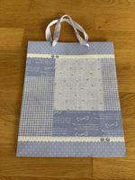 Geschenktasche, Papiertragetasche, Flieder mit „love“