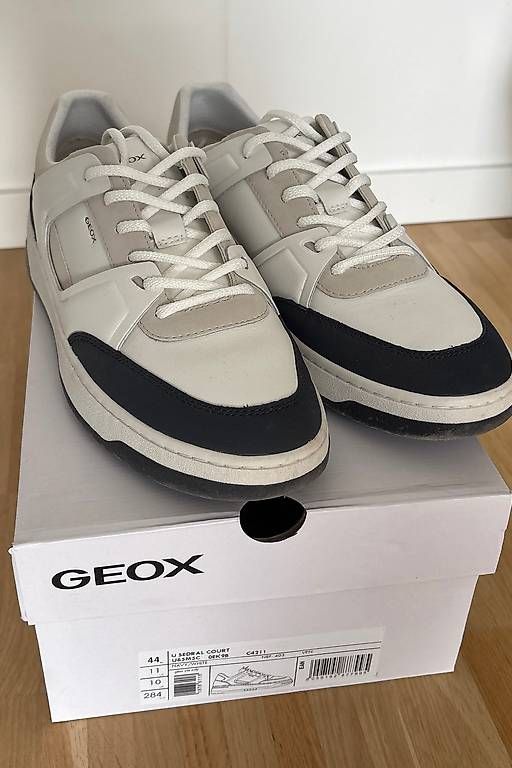 Geox Scarpe da uomo: GEOX Schuhe / Sneaker Herren, Gr. 44 – Nuovo e nell'imballaggio originale da Schlieren venduto da Lazar92