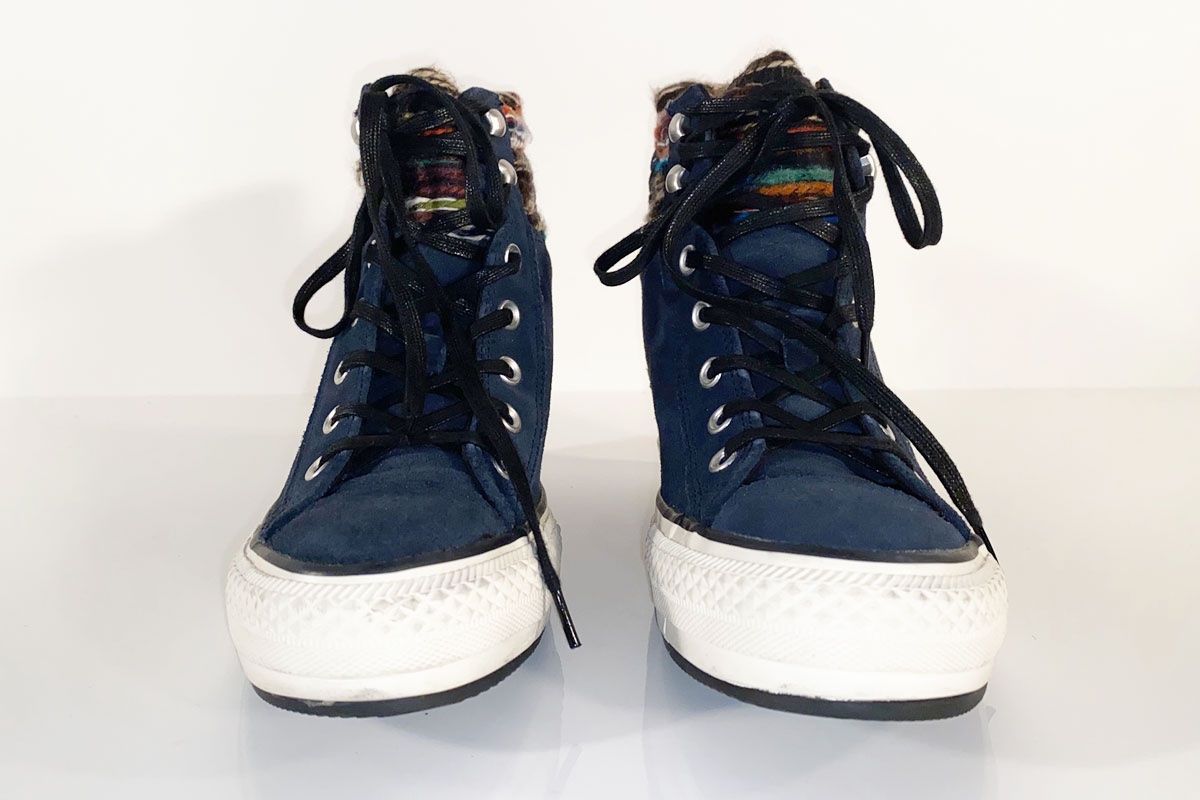 Converse Scarpe da donna: Converse Sneaker Chucks blau Special Edition Gr. 40 – Nuovo (secondo la descrizione) da Ballwil venduto da ClassicGallery 4