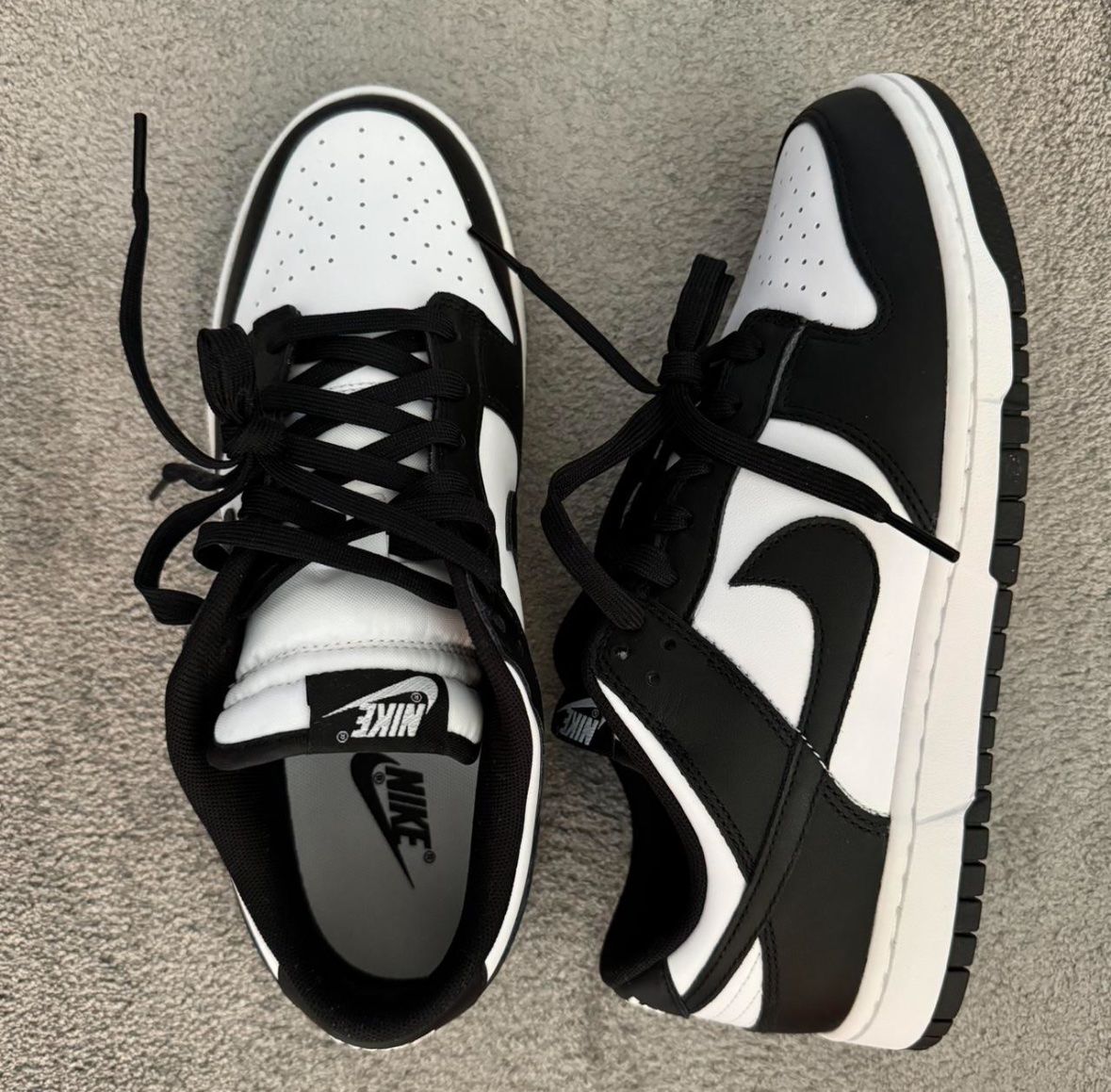 Nike Scarpe da uomo: Nike Dunk Panda – Nuovo (secondo la descrizione) da Nürensdorf venduto da gla_5tjl