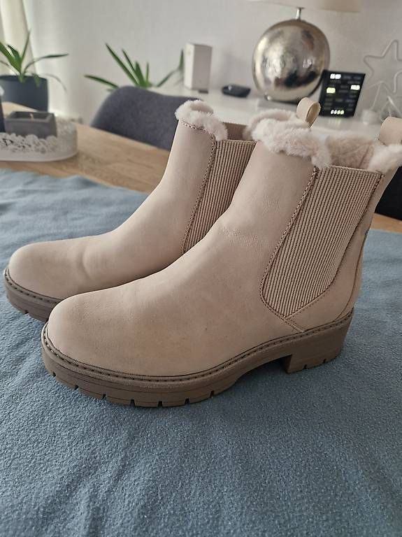 Damenschuhe: Stiefeletten Beige – Gebraucht aus Bürglen TG von CBK79