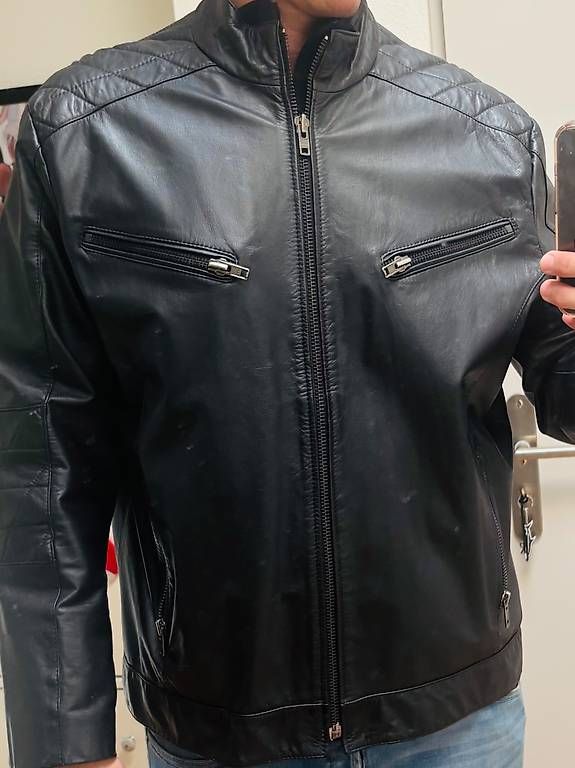Jacken: Leather Jacket Legit – Gebraucht aus Rüschlikon von mac_p8tt