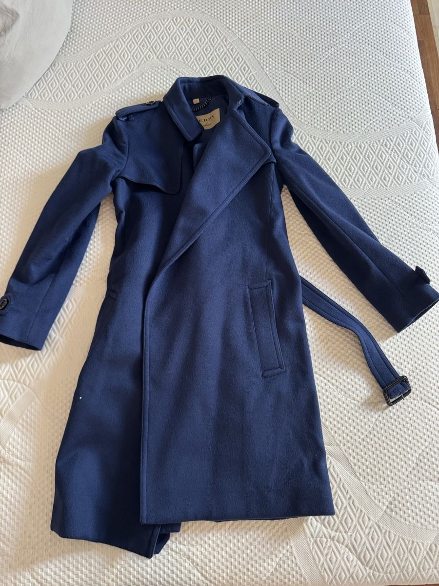Burberry Mäntel: Stylish Burberry Trench Coat – Neu (gemäss Beschreibung) aus Jonen von alanwales