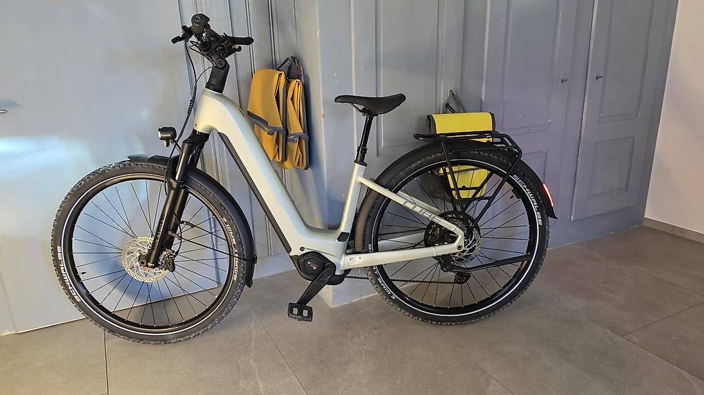 Velos: E-Bike Cube Neuwertig  – Gebraucht aus Bronschhofen von Timi.g 3