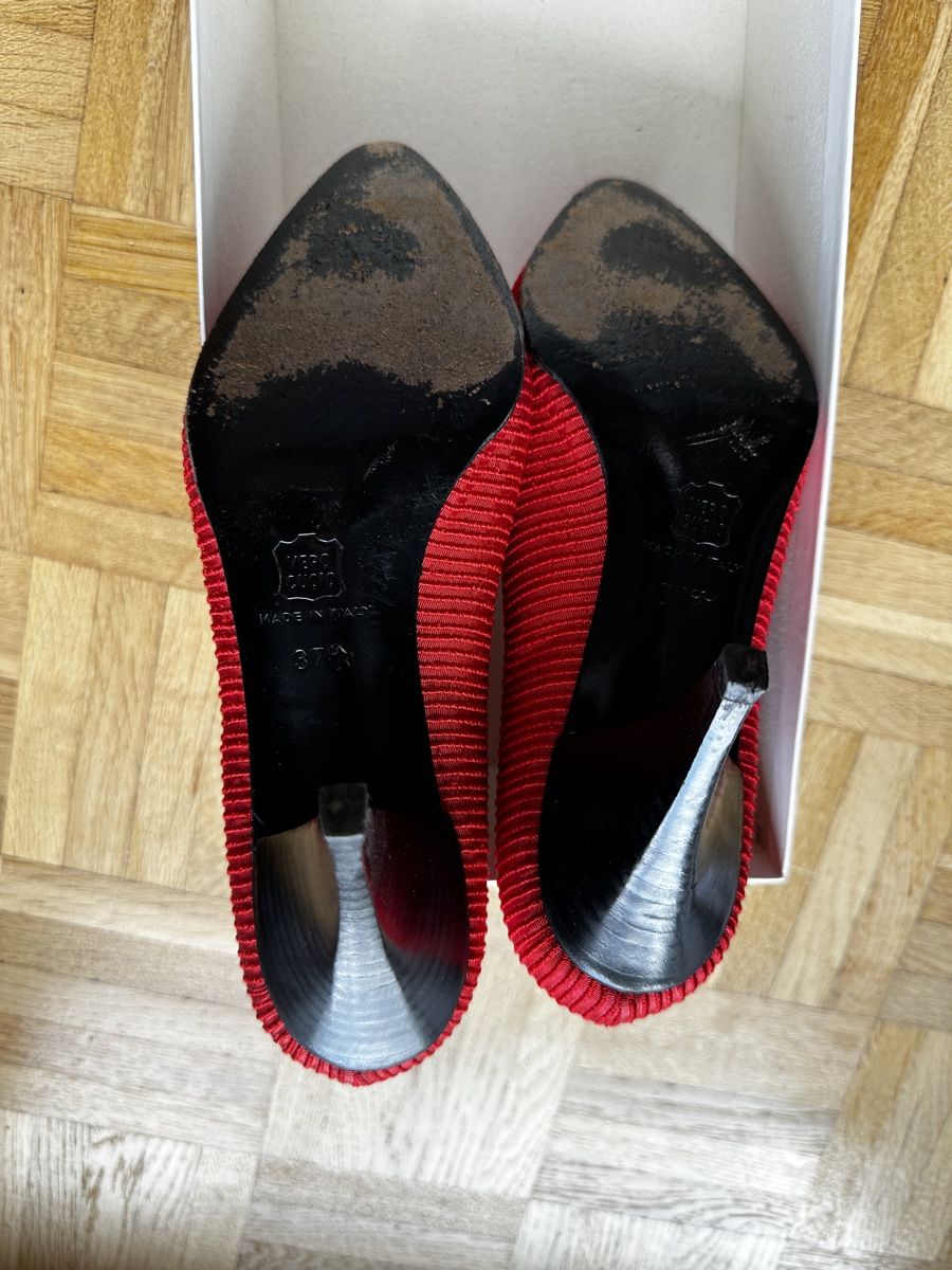Scarpe da donna: Red Shoe in Tissue, T - 37 1/2 – Usato da Epalinges venduto da Lily2006 1