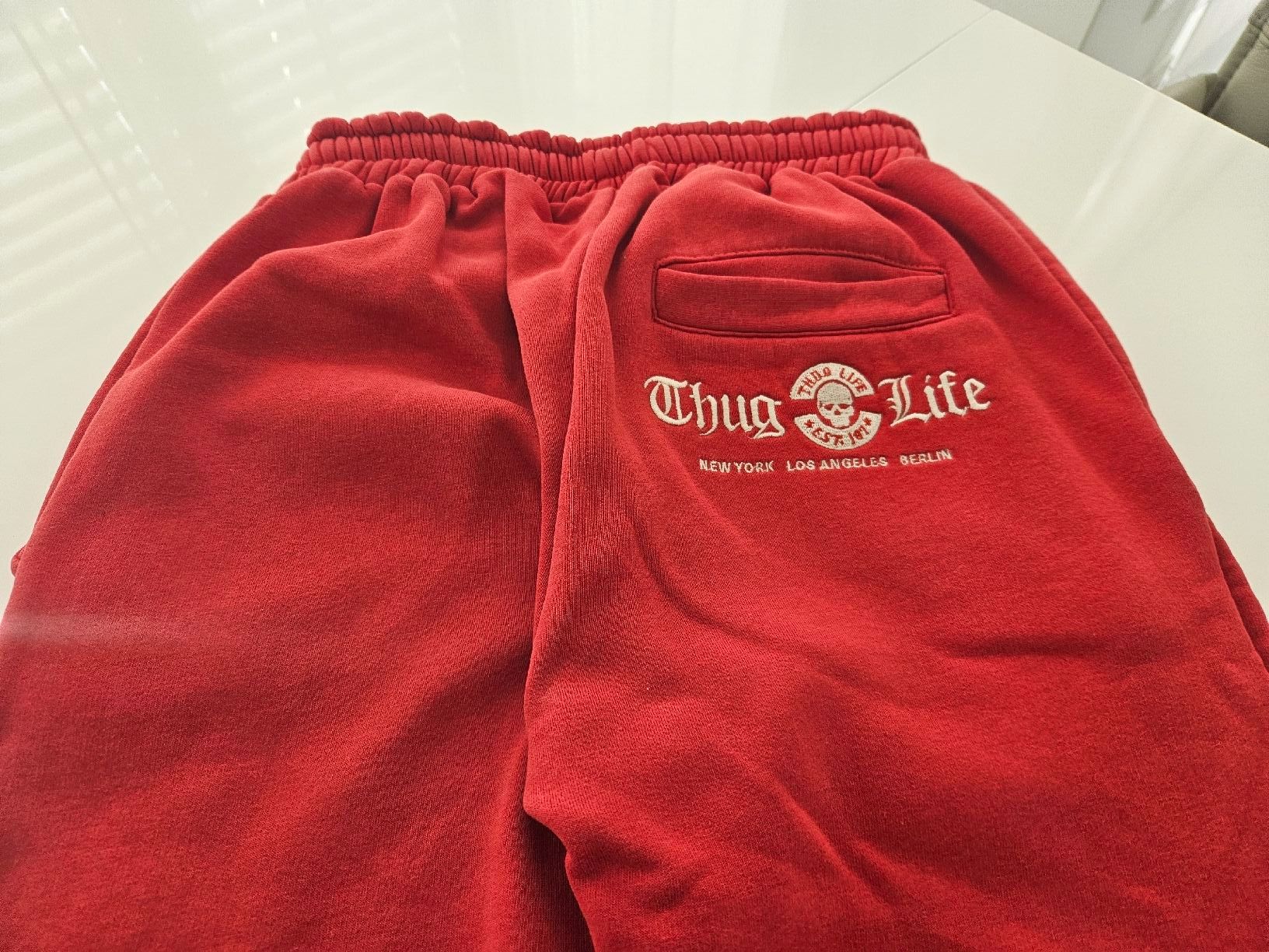 Pantaloni: Original Thug Life Trainerhosen – Usato da Ostermundigen venduto da Msmash 2