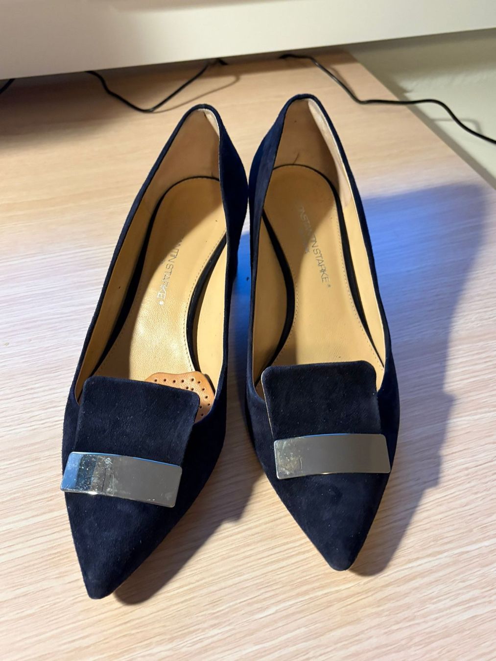Scarpe da donna: Pumps dkbl. Willdleder Konstantin Starke Gr 41 – Usato da Uster venduto da stinagock 1