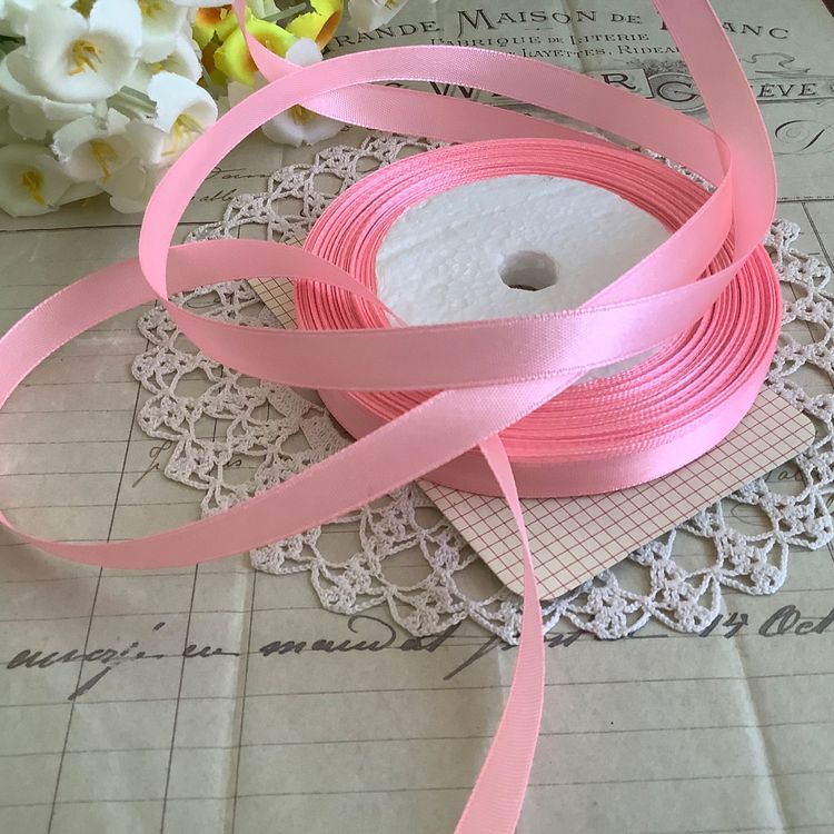 G2PLUS 2er-Set Satin Schleifengirlanden - 2,5m Vorgefertigte Party-Dekoration