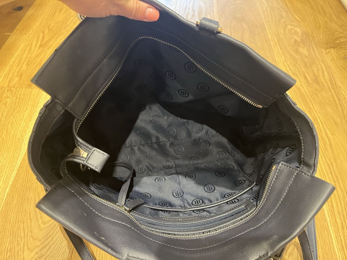 Tommy Hilfiger Taschen für Damen: Handtasche Hilfiger – Neu (gemäss Beschreibung) aus Riehen von chr_h8fh 2