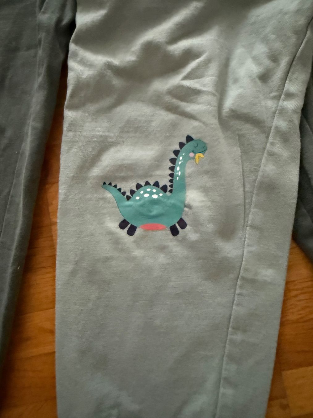 H&M Hosen: H&M Stoffhose Gr 104 – Gebraucht aus Richterswil von Eunoia85 2