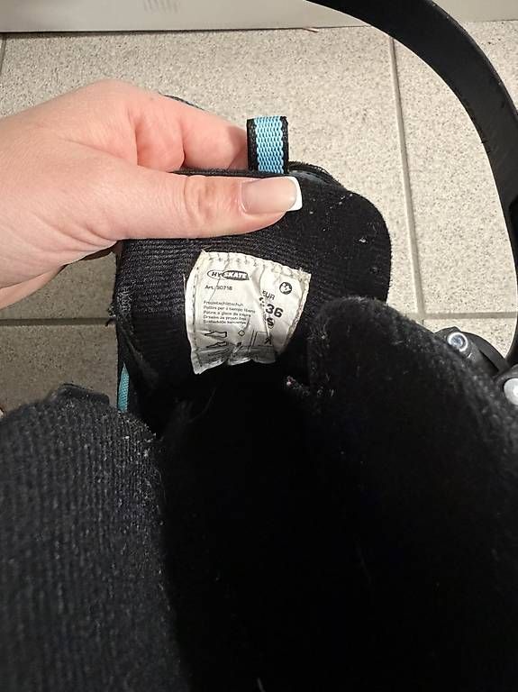 Schlittschuhe: Schlittschuhe Grösse 36 – Gebraucht aus Winterthur von yil_byt2 2