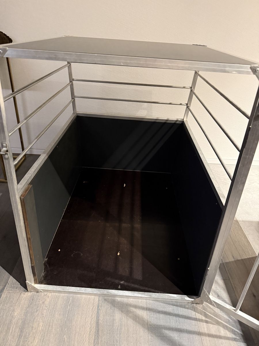 Cages, transport & sécurité: Hundekäffig, Hundebox – D'occasion à Bubikon par lugambu 1